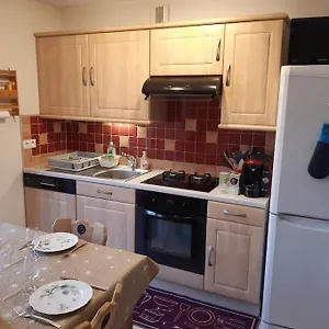  Appartement Accueillant Dans Résidence Calme