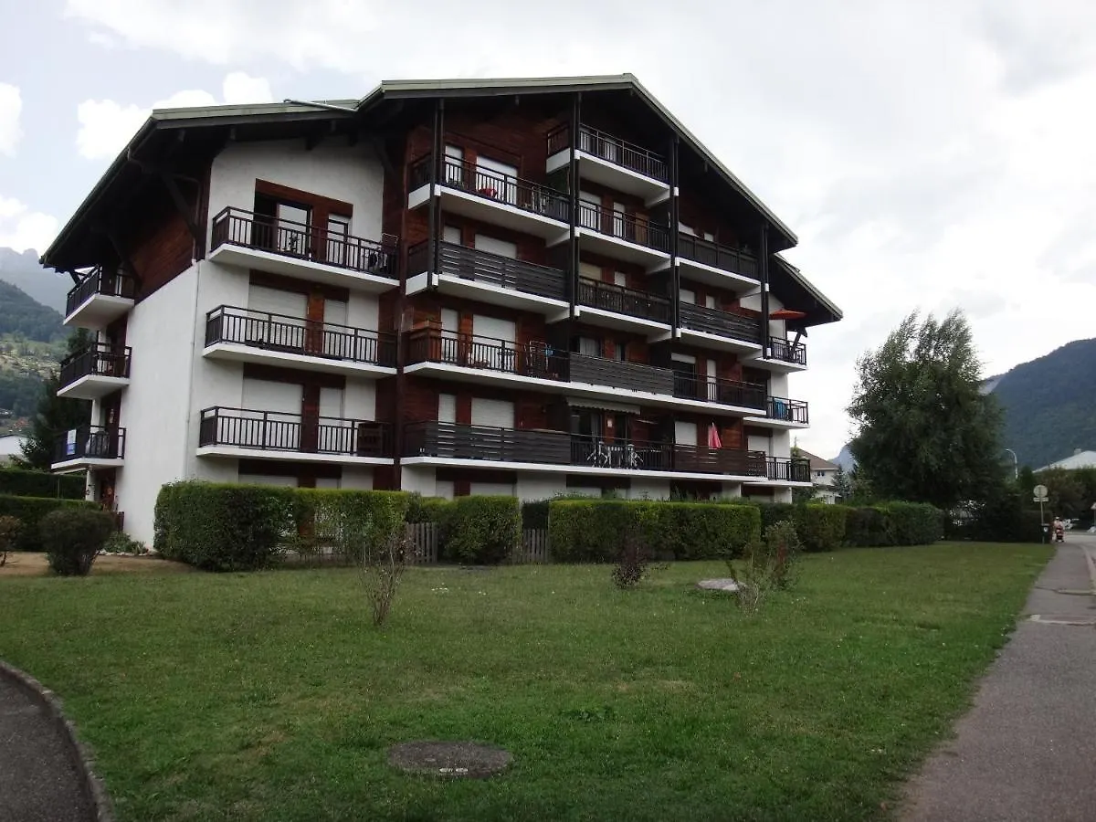 Mont Blanc Holidays Dans Residence Avec Gardien Sallanches 0*,