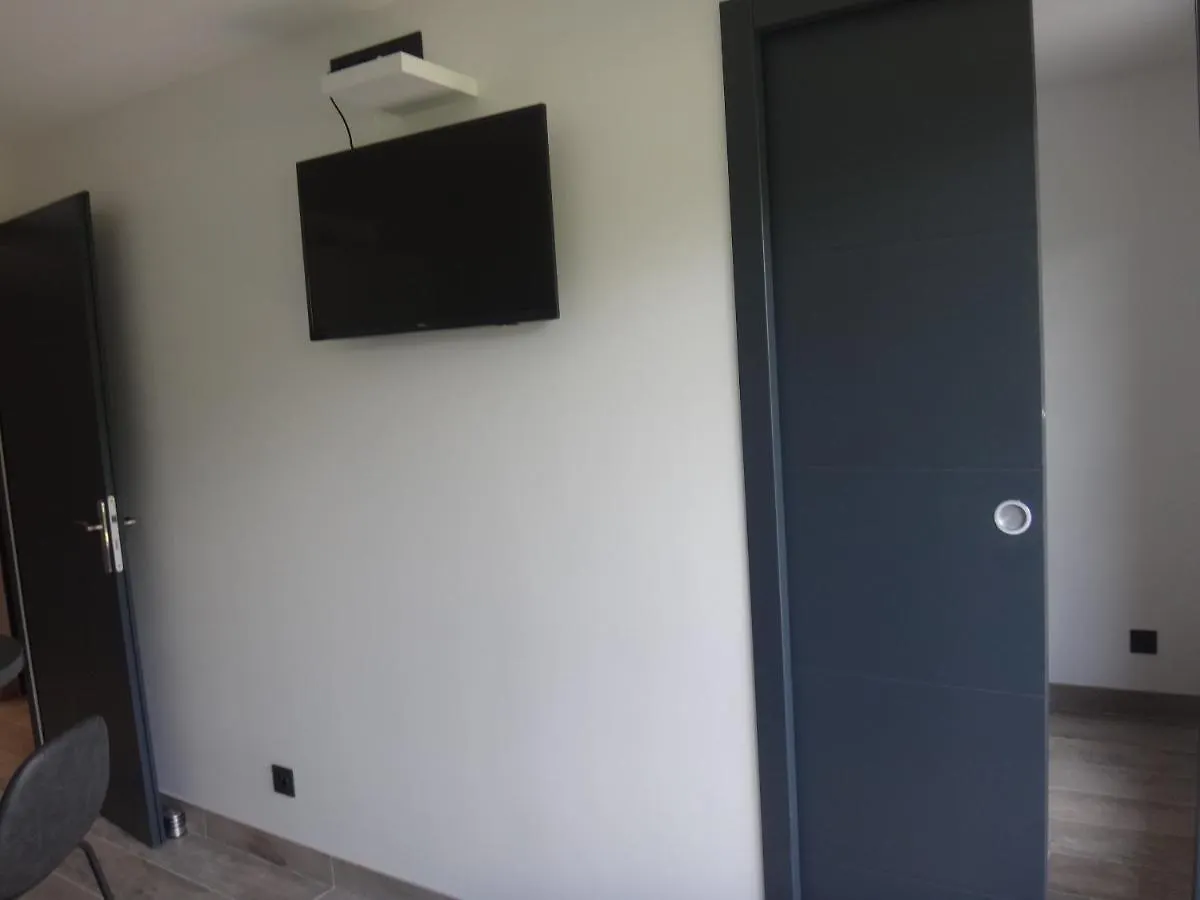 Apartment Mont Blanc Holidays Dans Residence Avec Gardien Sallanches