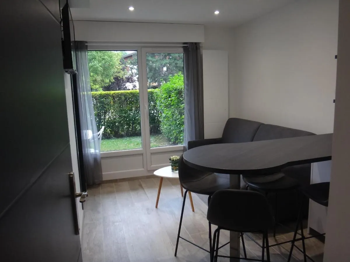 Mont Blanc Holidays Dans Residence Avec Gardien Sallanches